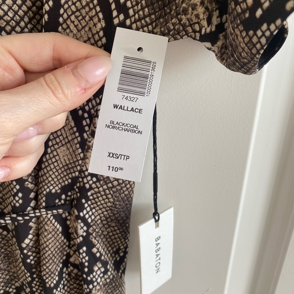 Babaton Wallace Wrap Dress Aritzia NWT - Picture 5 of 5